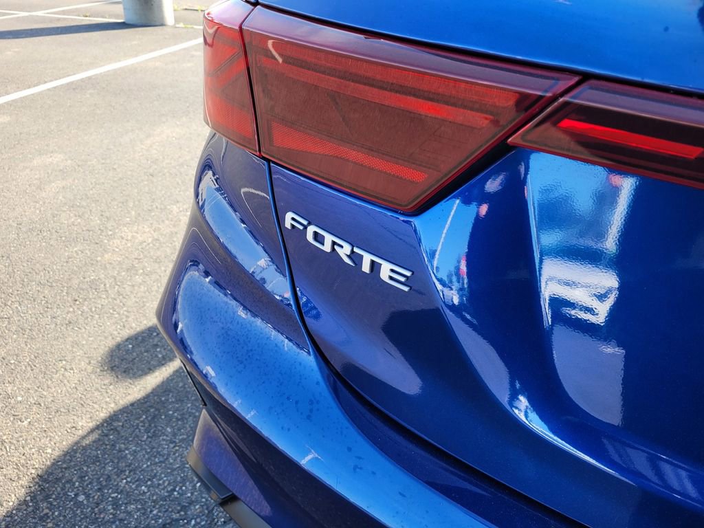 Used 2024 Kia Forte LXS FWD image 6