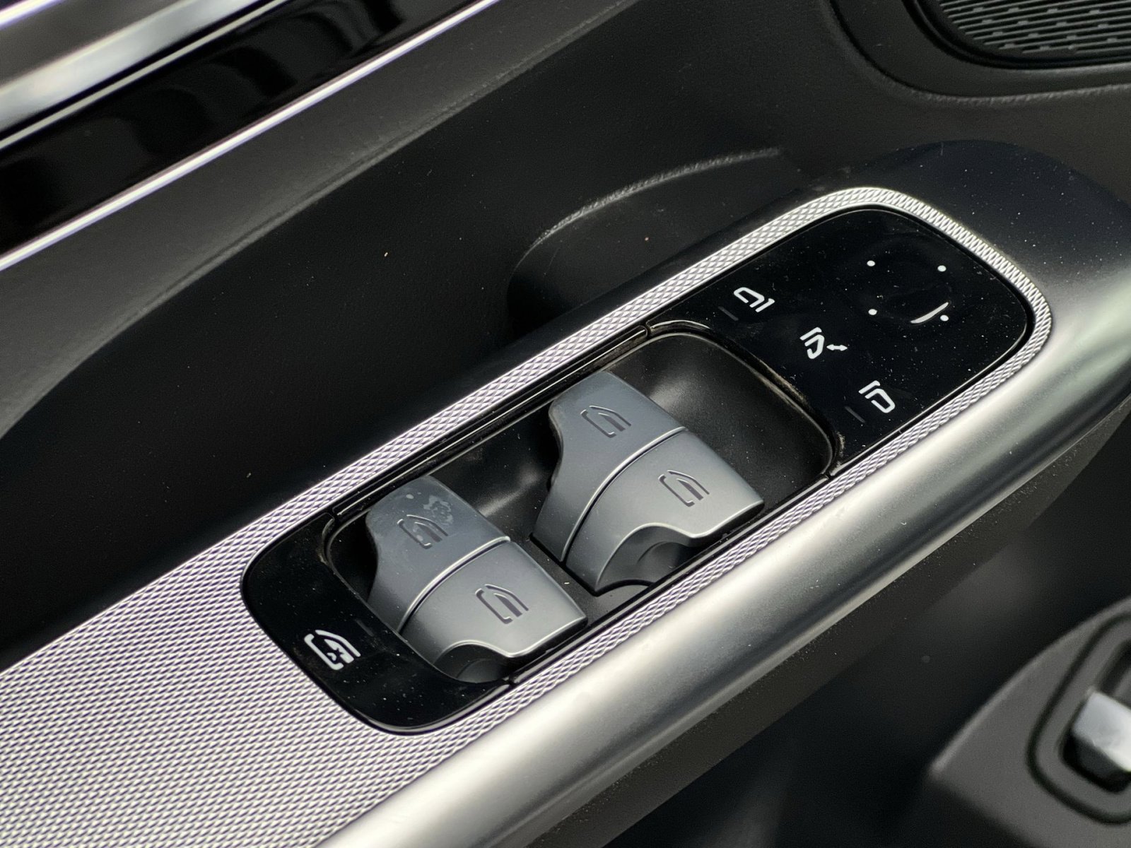 New 2026 Mercedes-Benz GLC 300 4MATIC image 13