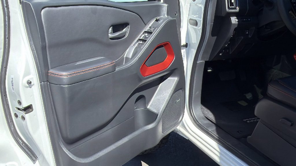 Used 2026 Nissan Frontier PRO-4X w/ Pro Premium Package image 23