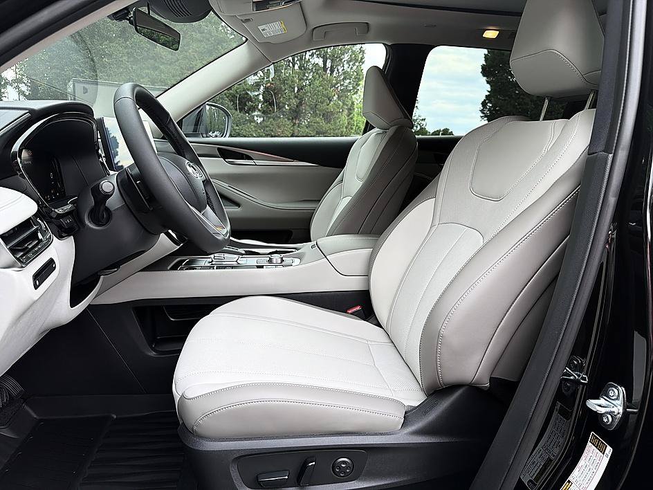 New 2027 INFINITI QX60 Pure AWD/4WD image 11