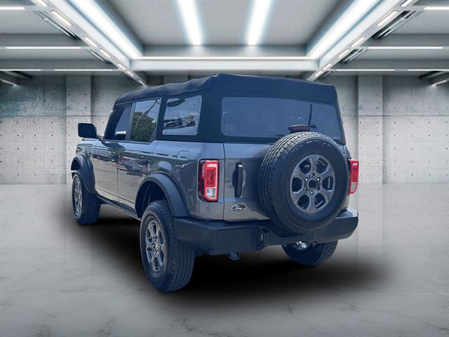 Used 2023 Ford Bronco Big Bend image 3