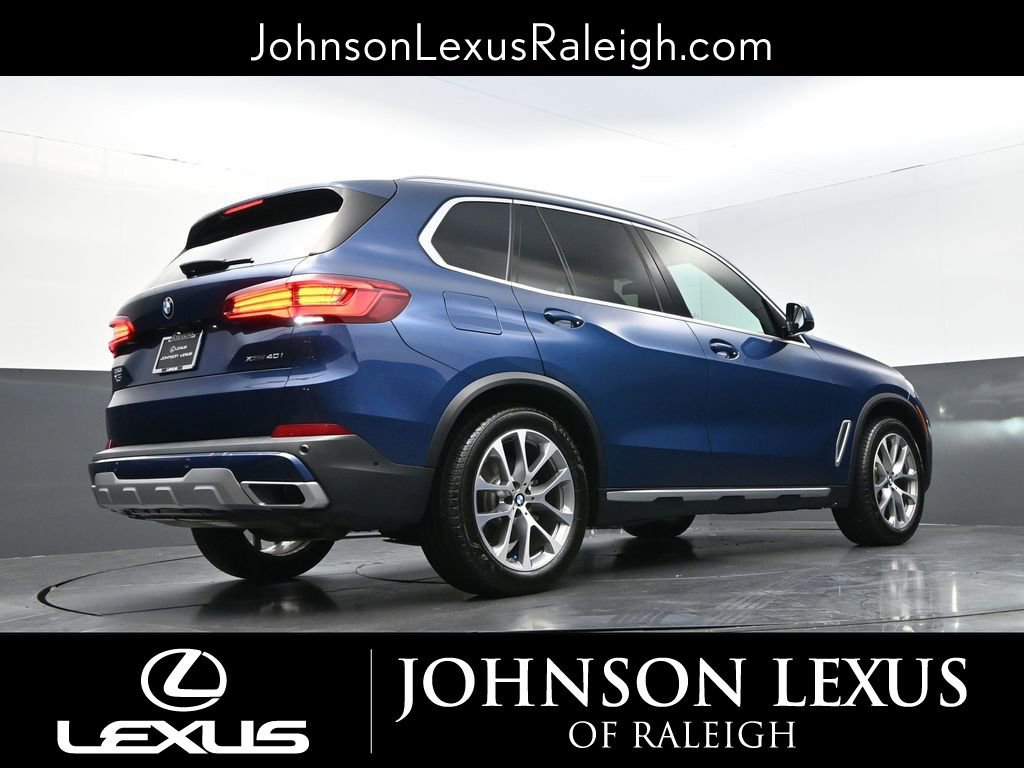 Used 2019 BMW X5 xDrive40i w/ Convenience Package AWD/4WD image 17
