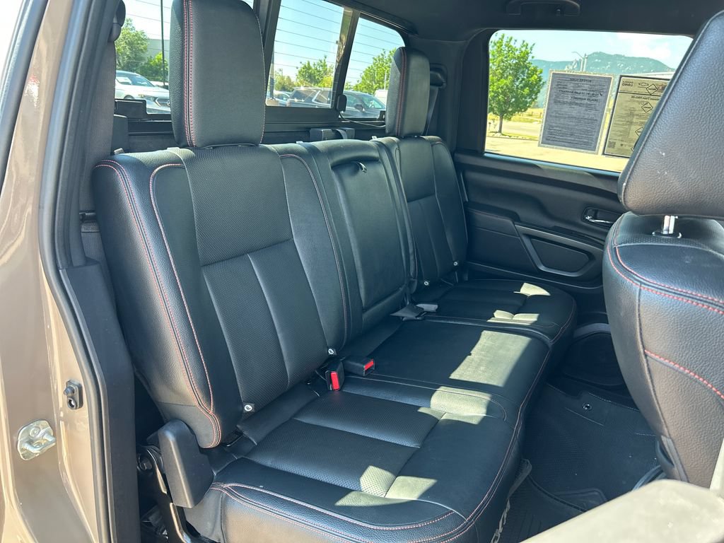 Used 2021 Nissan Titan PRO-4X w/ Pro-4x Convenience Package AWD/4WD image 21
