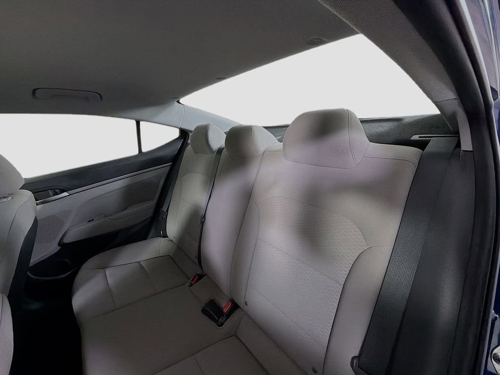 Used 2020 Hyundai Elantra SEL FWD image 19