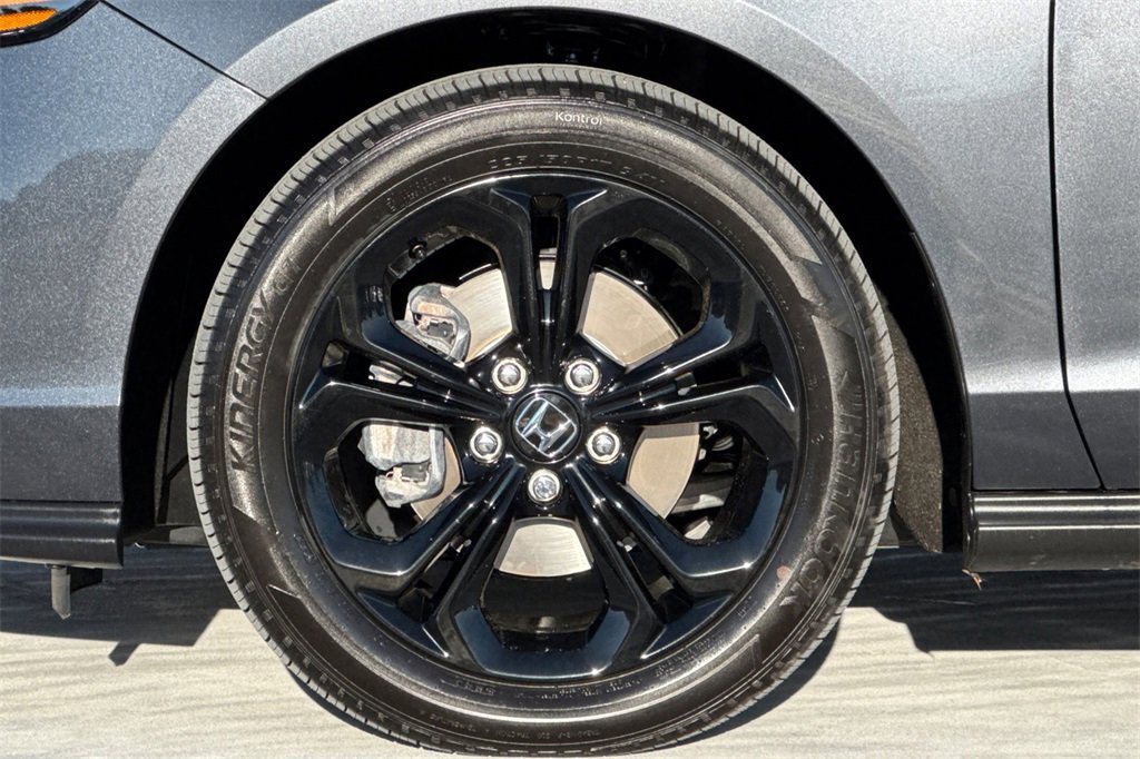 Used 2025 Honda Accord SE image 24