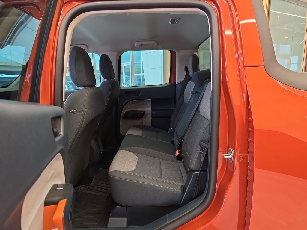 Used 2024 Ford Maverick XLT image 28