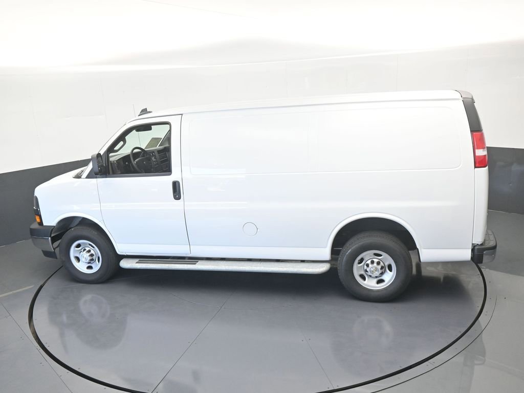 Used 2024 Chevrolet Express 2500 w/ Driver Convenience Package image 40