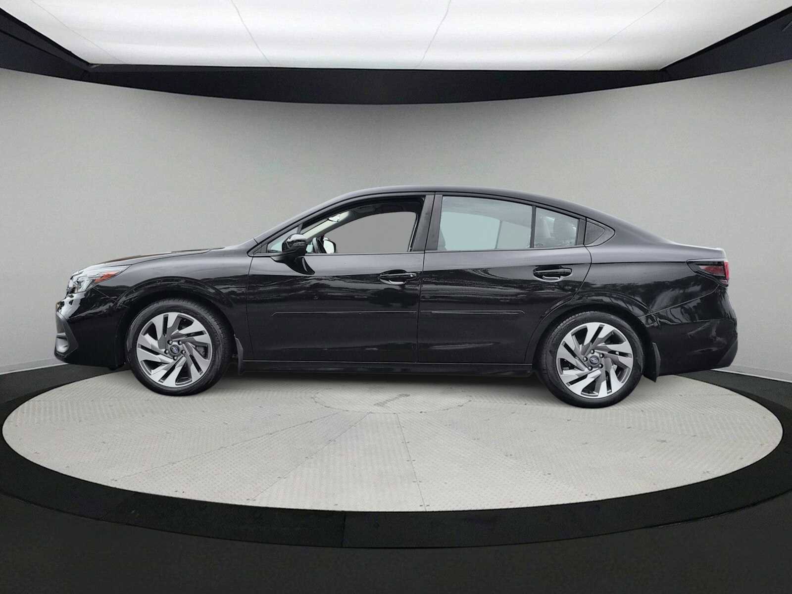 Used 2023 Subaru Legacy Limited AWD/4WD image 5