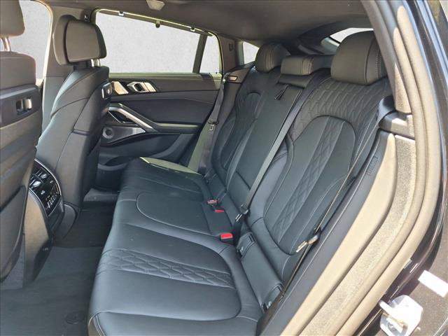 New 2027 BMW X6 M60i AWD/4WD image 15