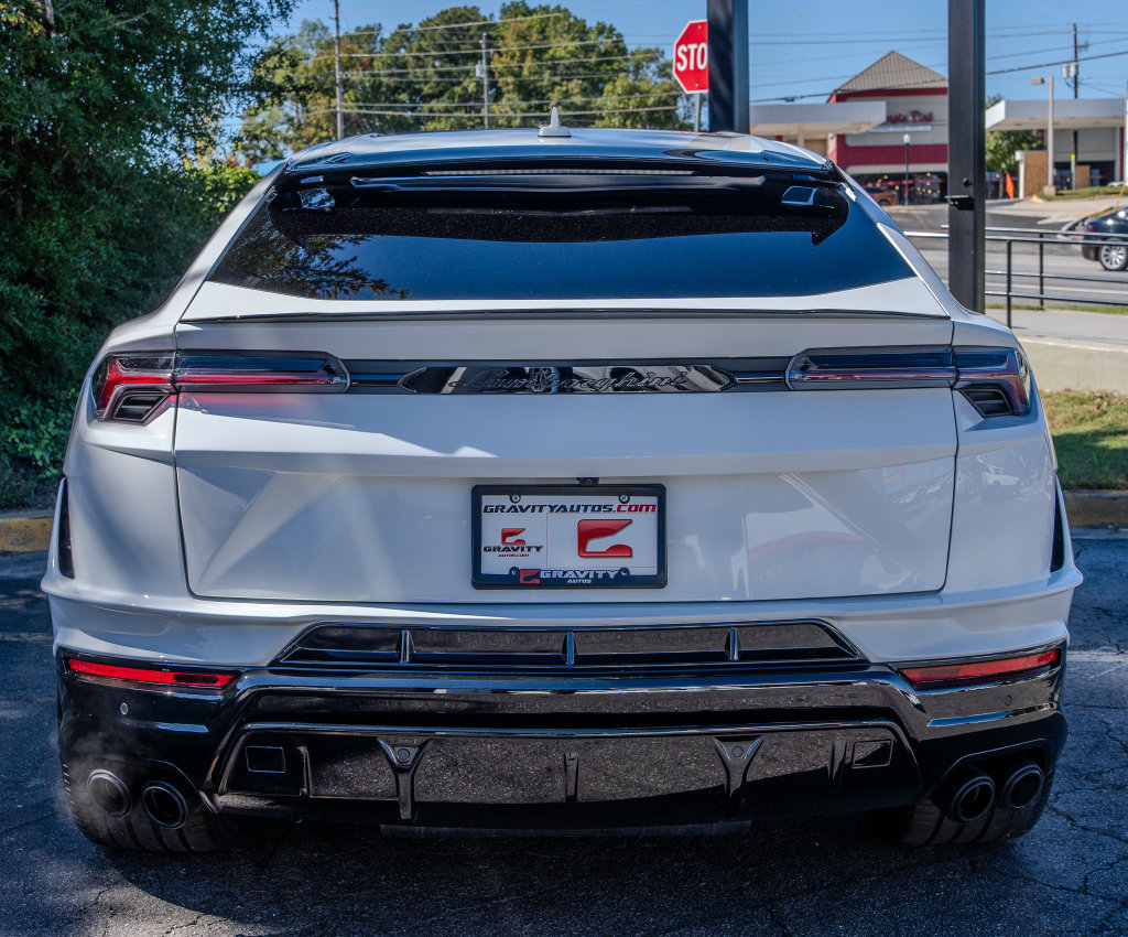 Used 2024 Lamborghini Urus Performante AWD/4WD image 26