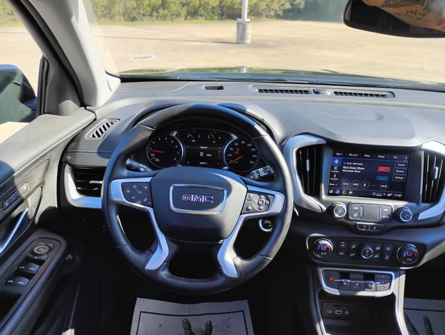 Used 2024 GMC Terrain SLT image 21