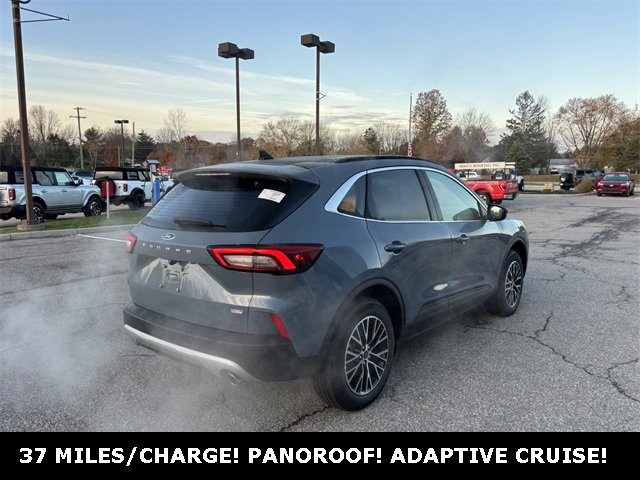 New 2026 Ford Escape SE image 29