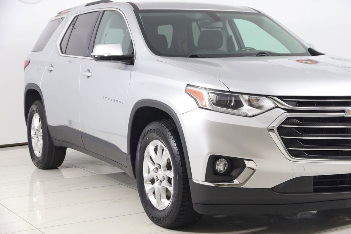 Used 2018 Chevrolet Traverse LT FWD image 38
