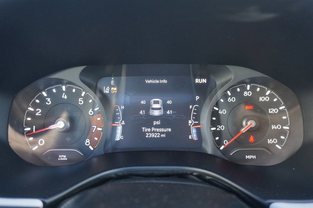 Used 2024 Jeep Compass Limited image 5