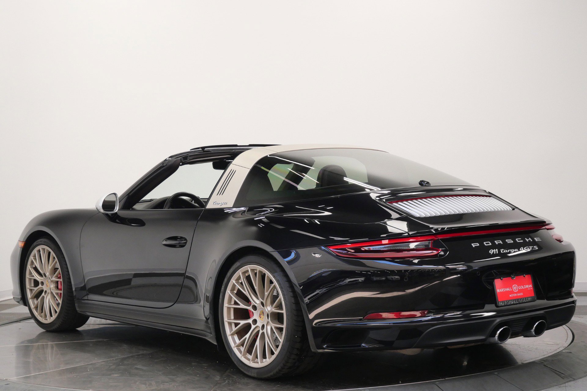 Used 2019 Porsche 911 Targa 4 GTS AWD/4WD image 7