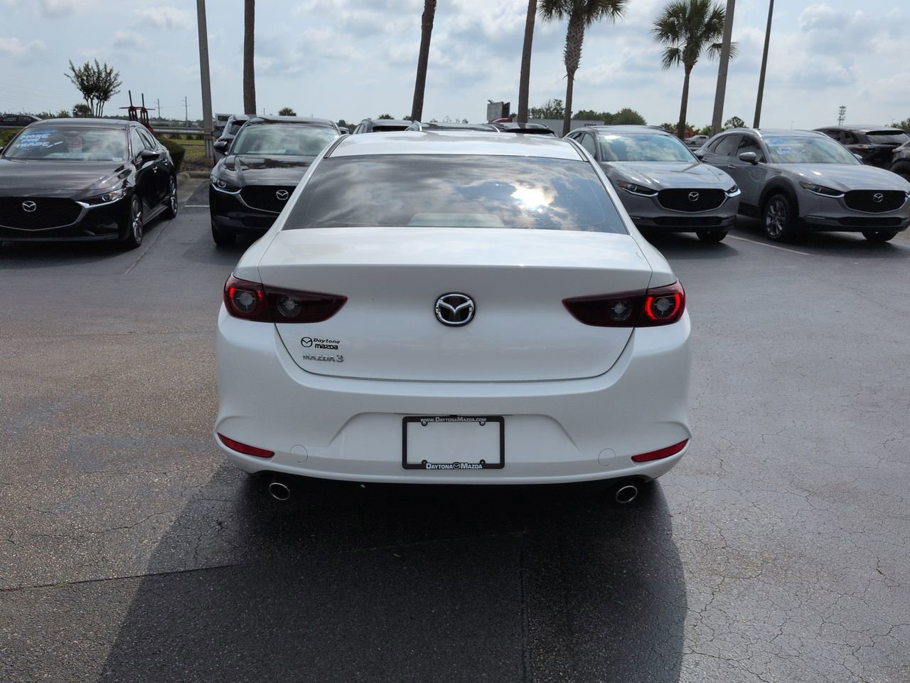 Used 2026 MAZDA MAZDA3 2.5 S Sedan w/ Preferred Pkg FWD image 5