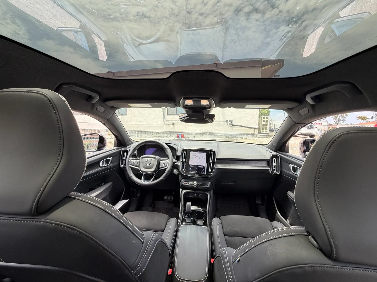 Used 2023 Volvo C40 P8 Recharge Plus w/ Protection Package Premier AWD/4WD image 16