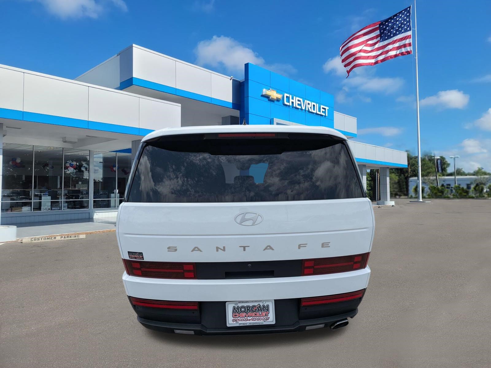 Used 2024 Hyundai Santa Fe SE FWD image 3