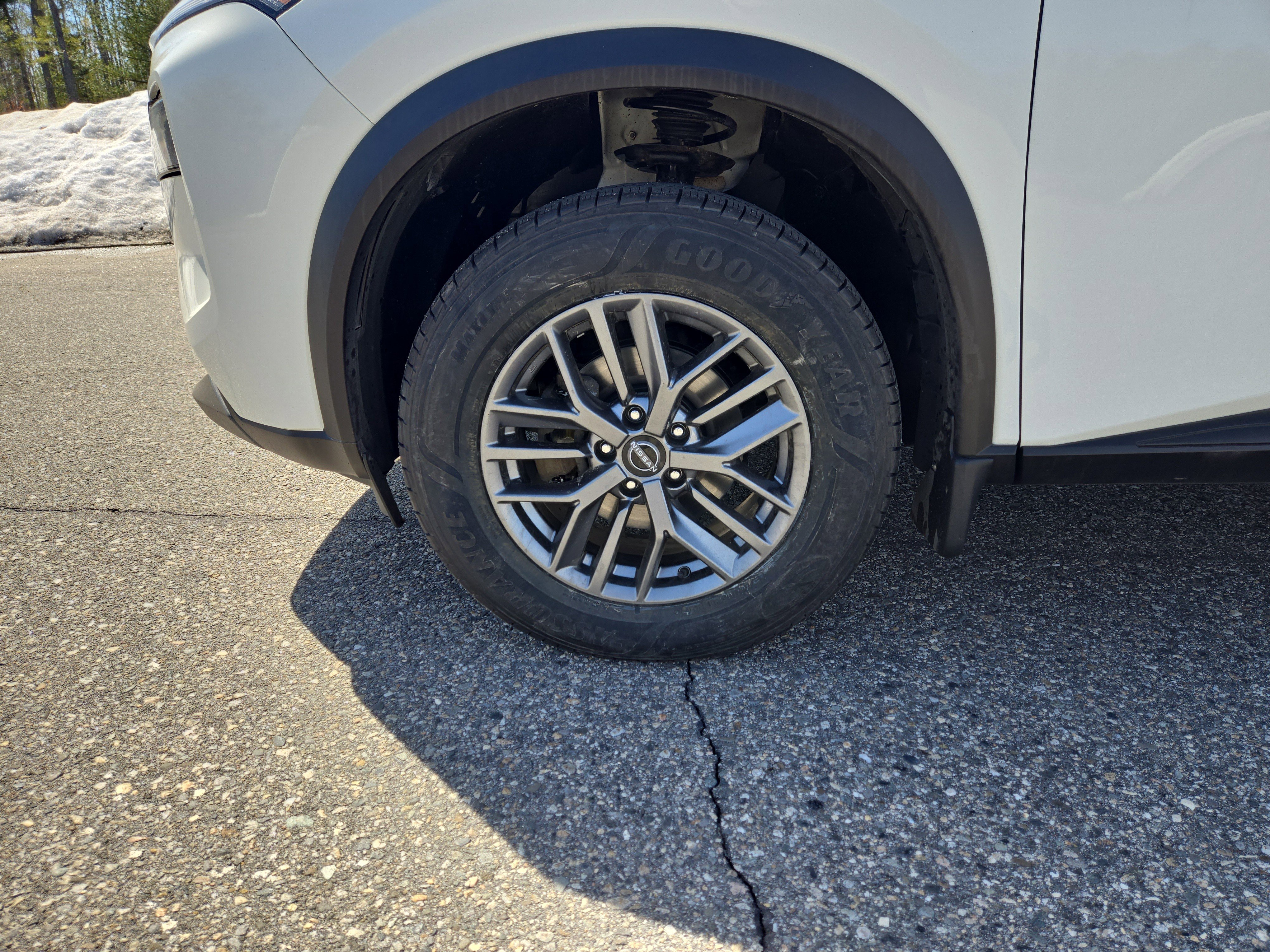 Used 2023 Nissan Rogue S image 12