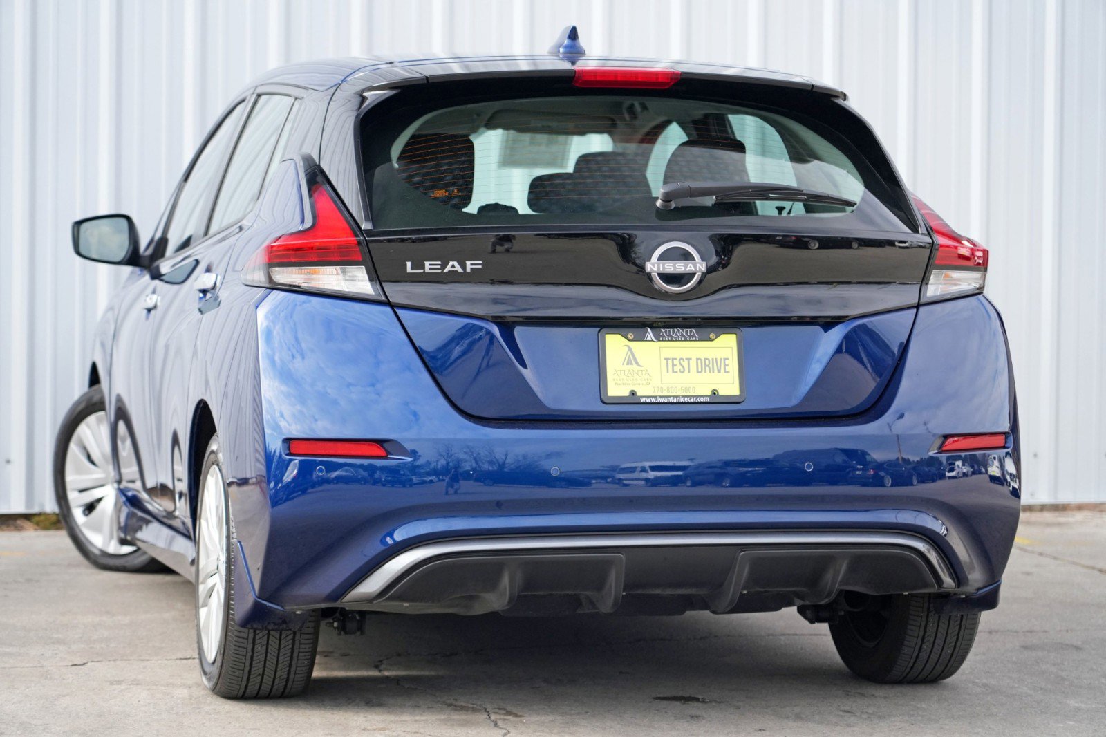 Used 2025 Nissan Leaf S image 5