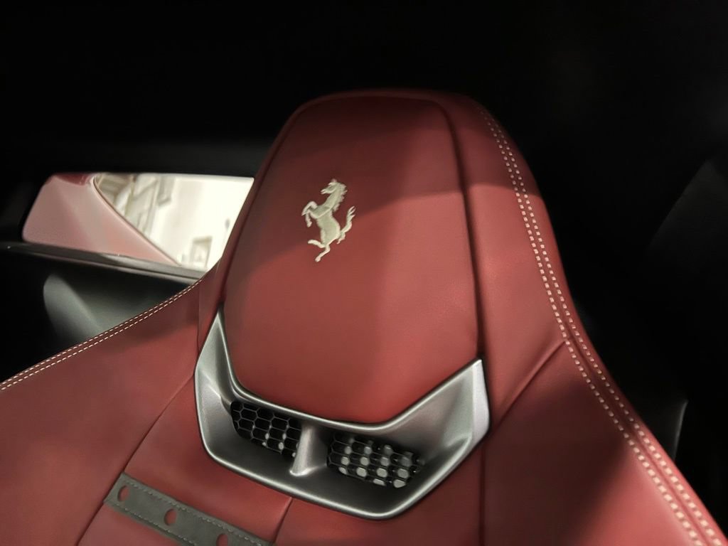 Used 2023 Ferrari 296 GTB RWD image 40