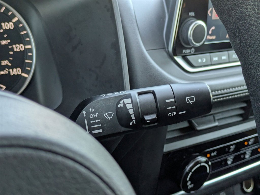 Certified 2024 Nissan Rogue S image 20