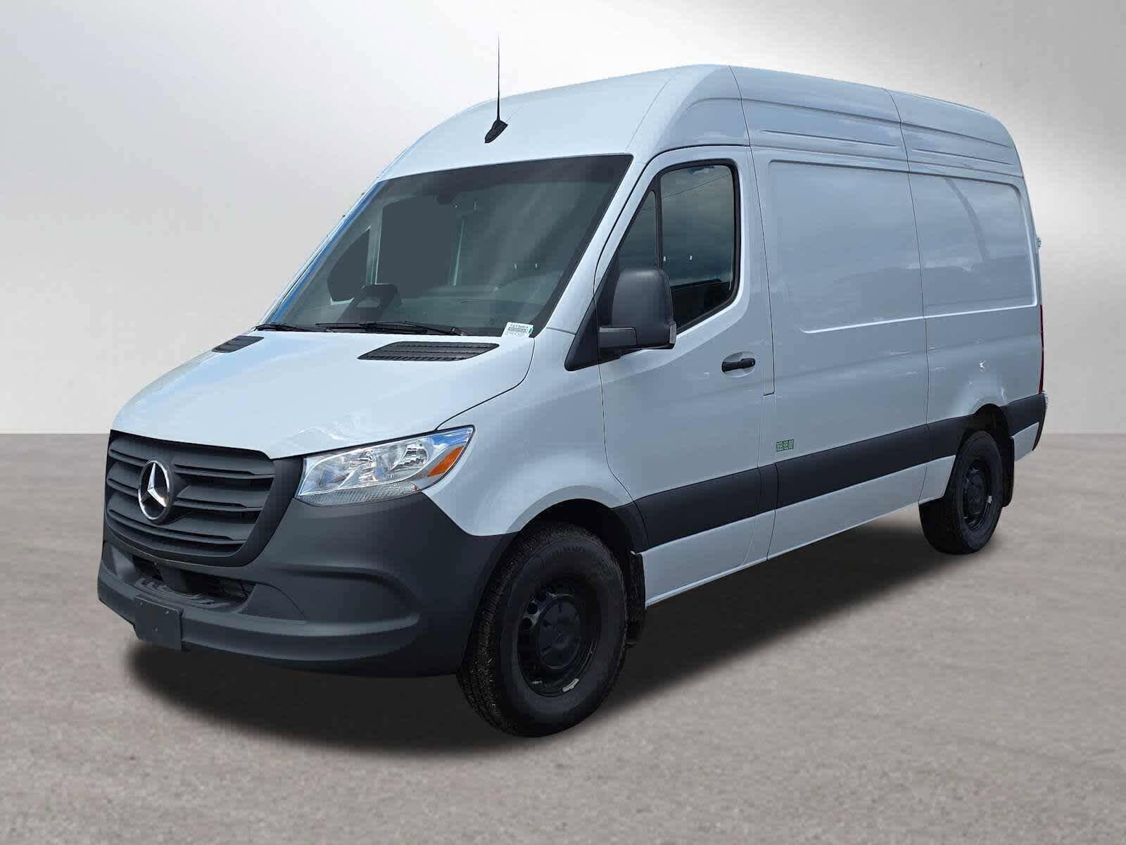 Used 2025 Mercedes-Benz Sprinter 2500 image 7