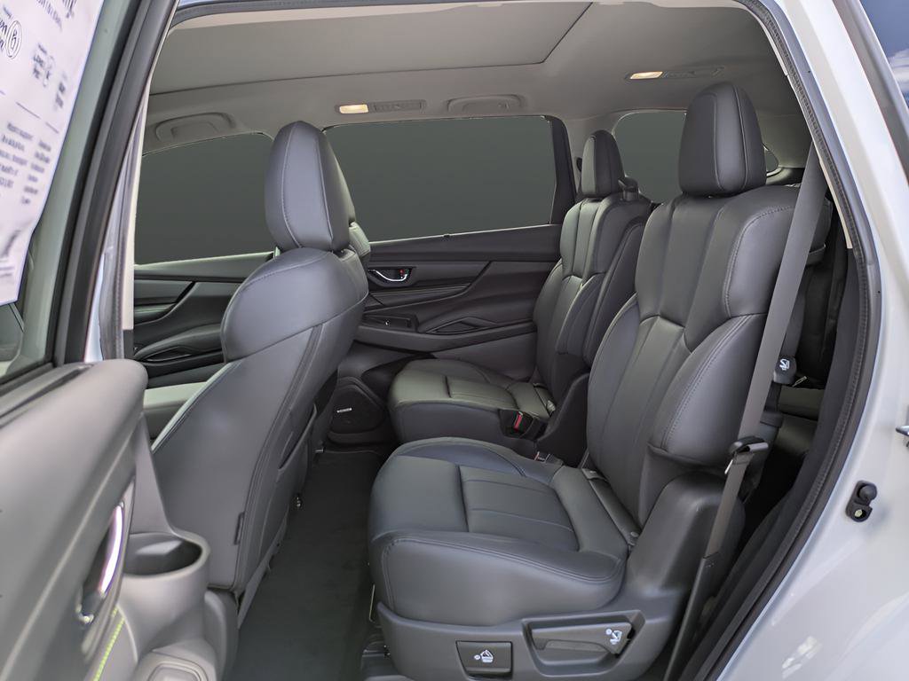 Used 2025 Subaru Ascent Bronze Edition AWD/4WD image 17