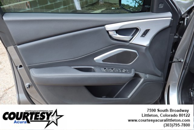 Used 2024 Acura RDX SH-AWD image 24