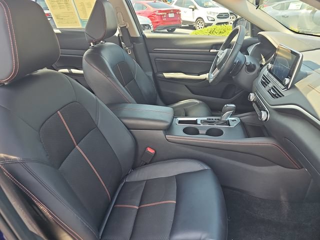 Used 2022 Nissan Altima 2.5 SR FWD image 12