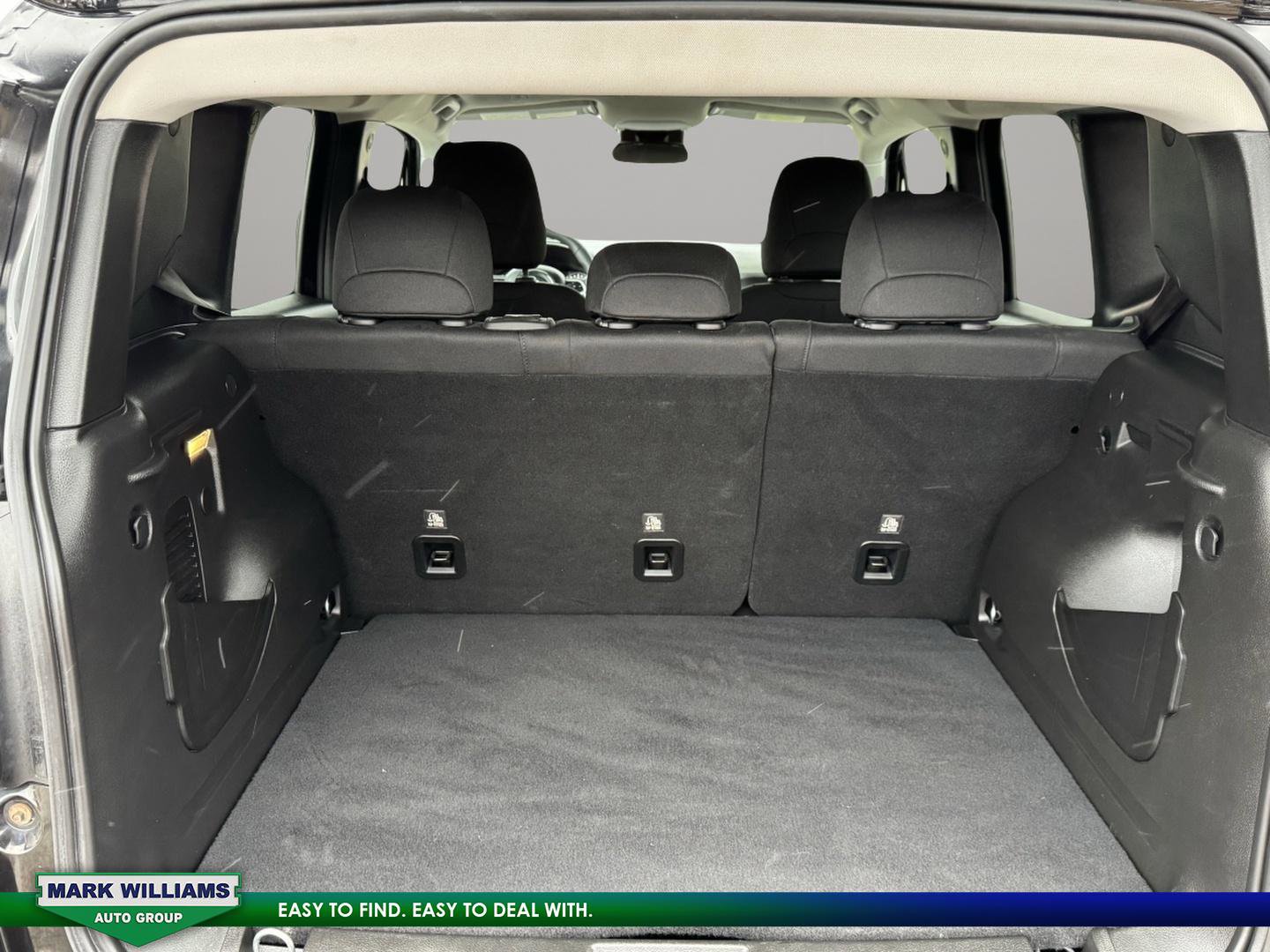 Used 2021 Jeep Renegade Sport image 26