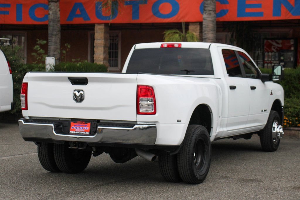 Used 2023 RAM 3500 Big Horn w/ Level 1 Equipment Group AWD/4WD image 11