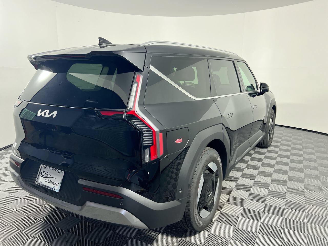 New 2026 Kia EV9 Wind AWD/4WD image 3
