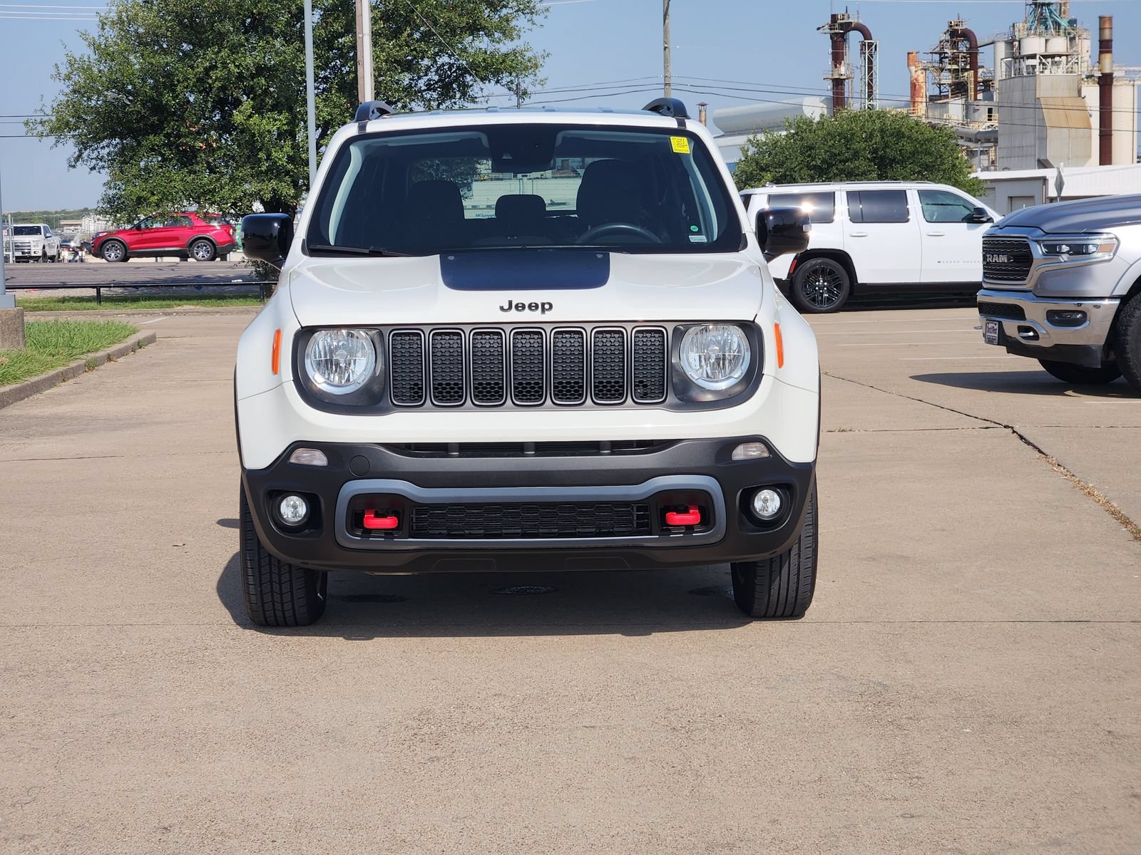 Used 2023 Jeep Renegade Trailhawk AWD/4WD image 6