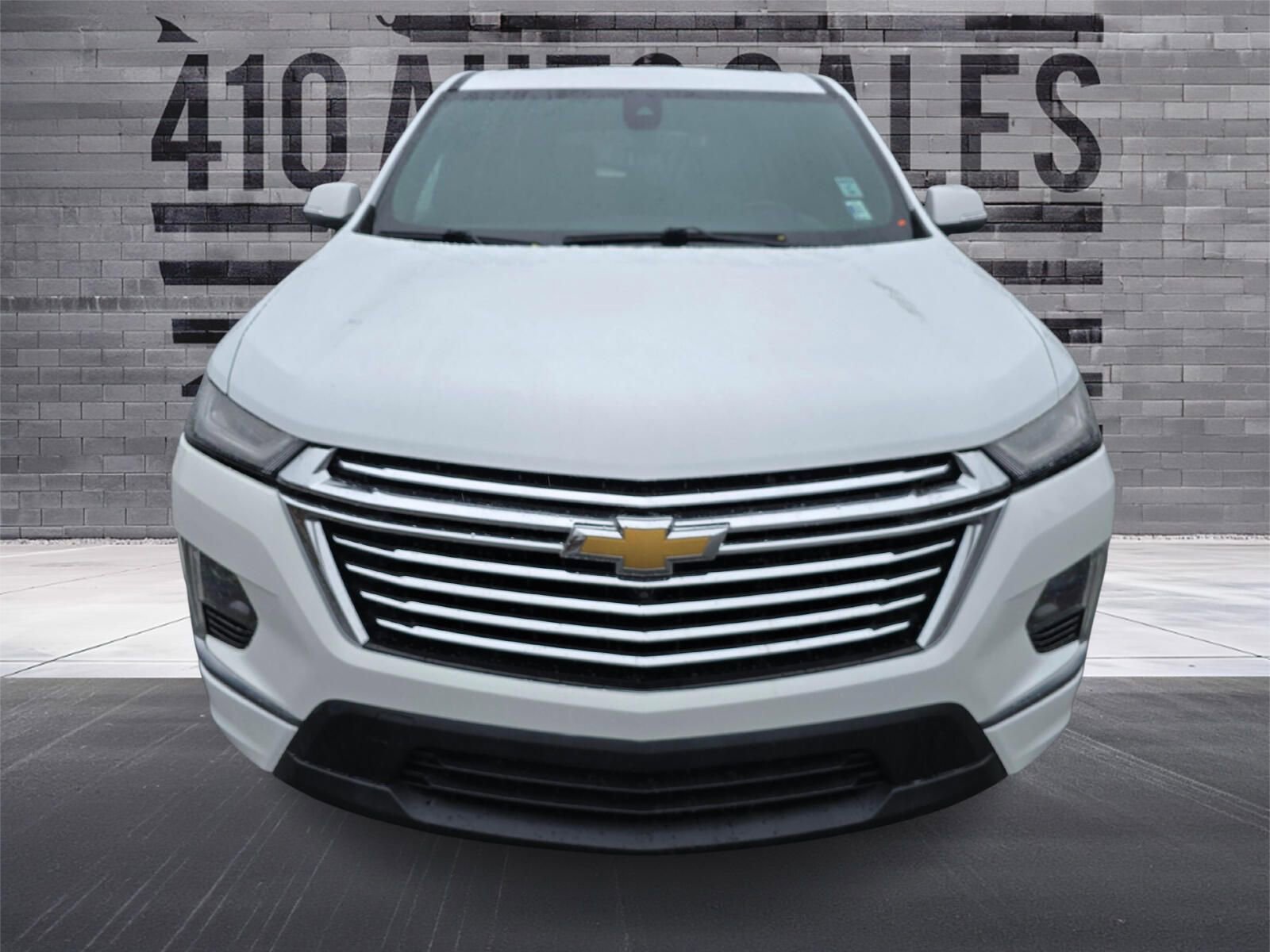 Used 2023 Chevrolet Traverse Premier AWD/4WD image 5