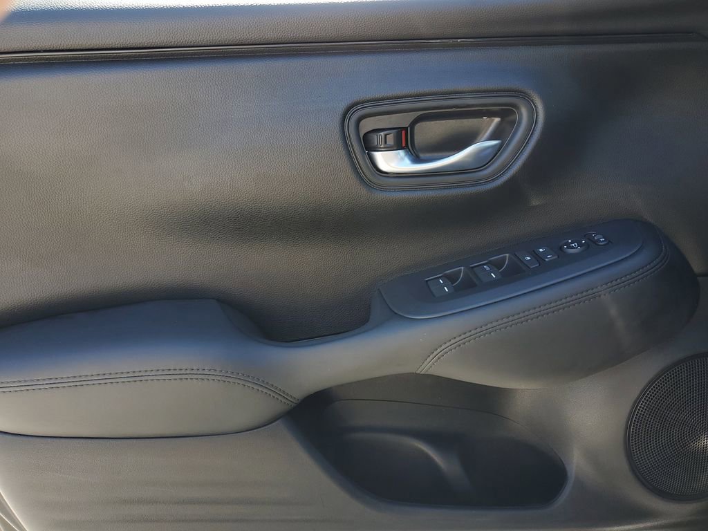 Used 2025 Honda HR-V LX image 18