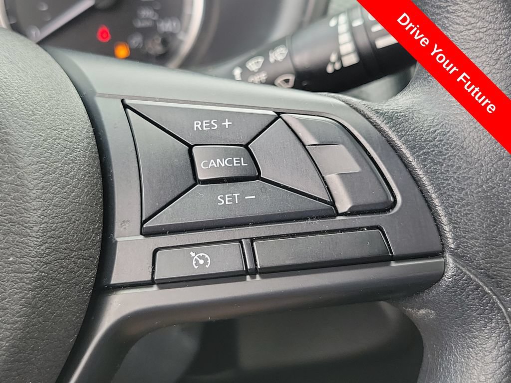 Used 2024 Nissan Kicks S FWD image 6