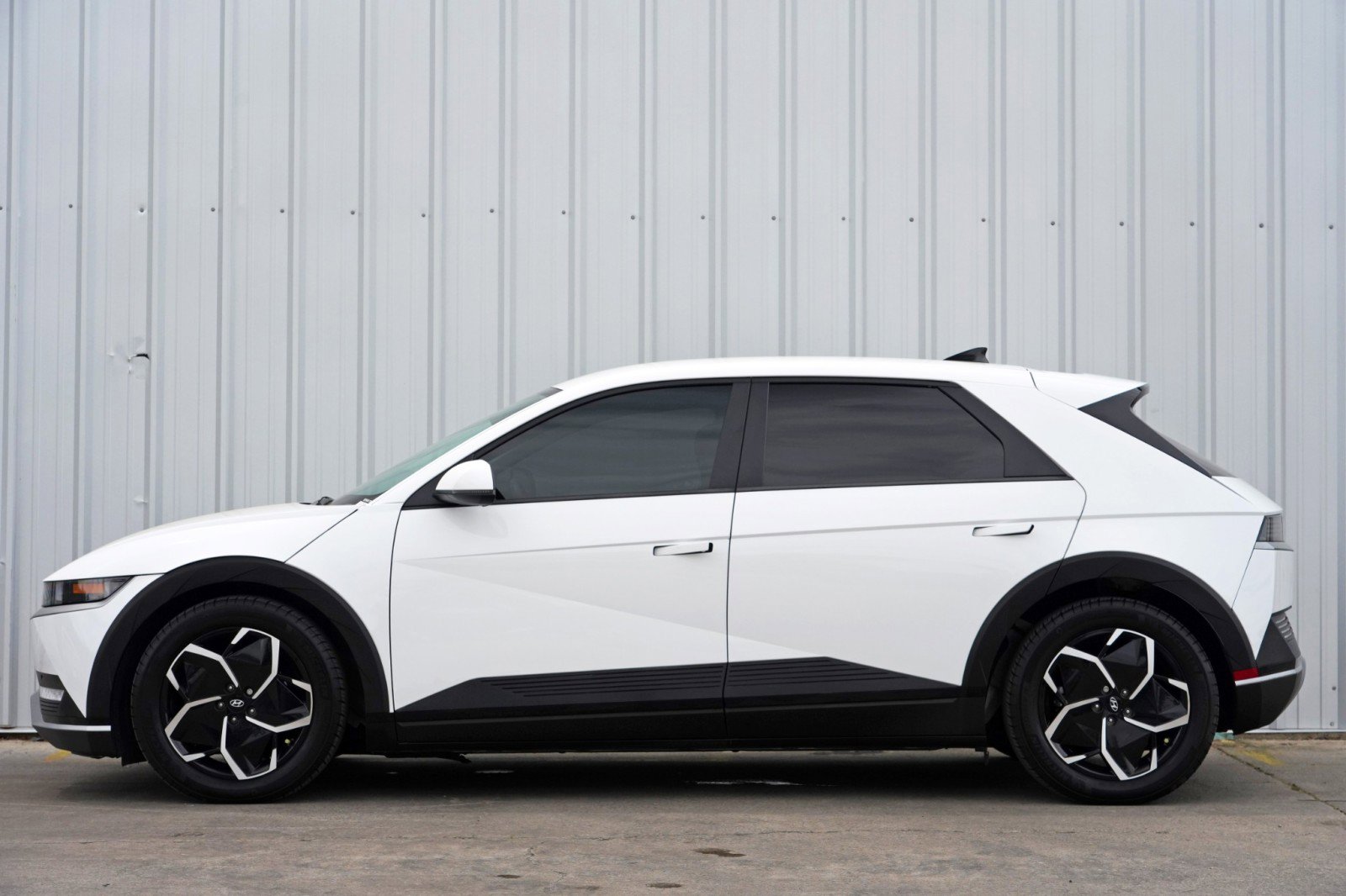 Used 2023 Hyundai Ioniq 5 SEL RWD image 8