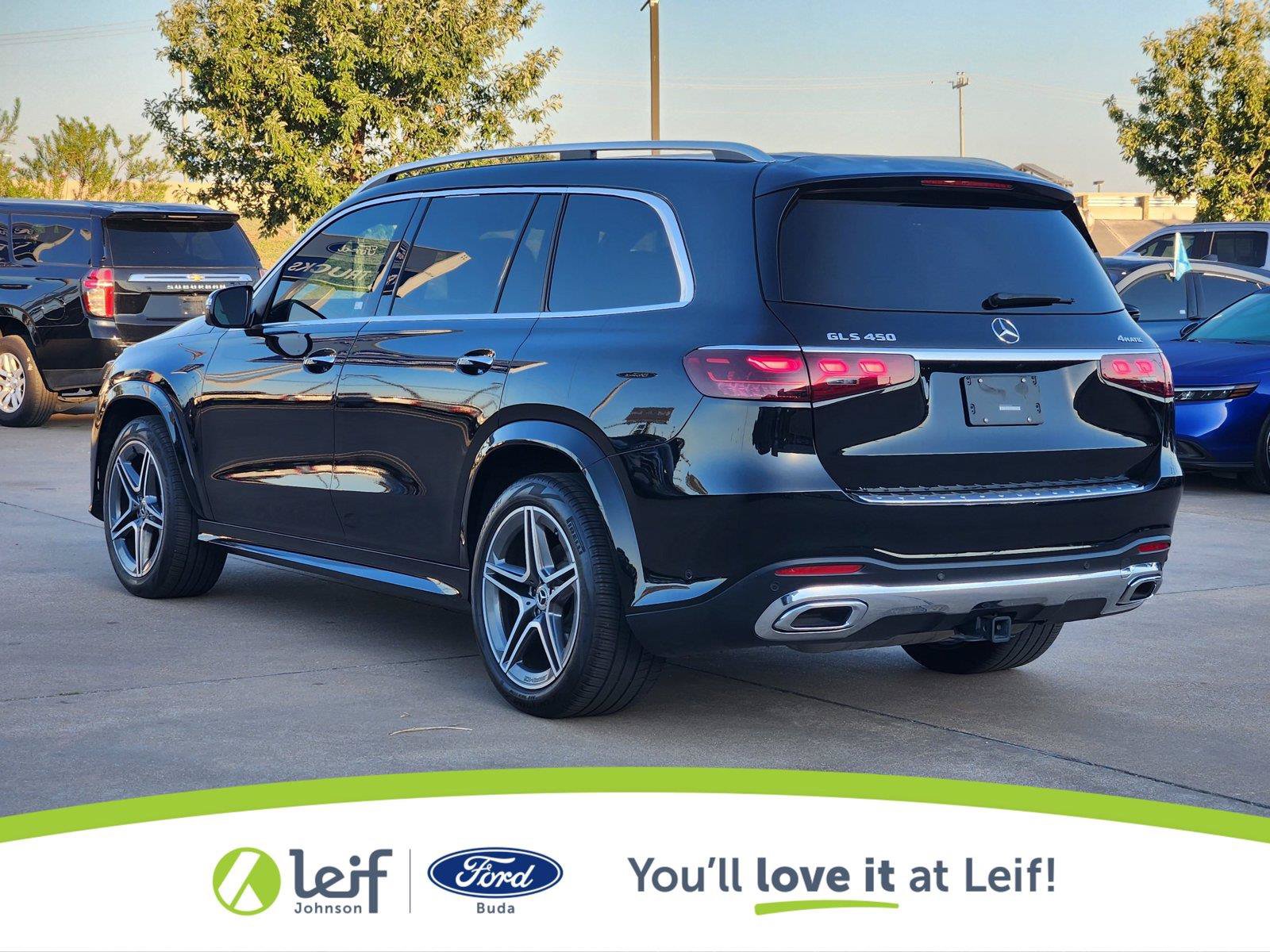 Used 2024 Mercedes-Benz GLS 450 4MATIC image 4
