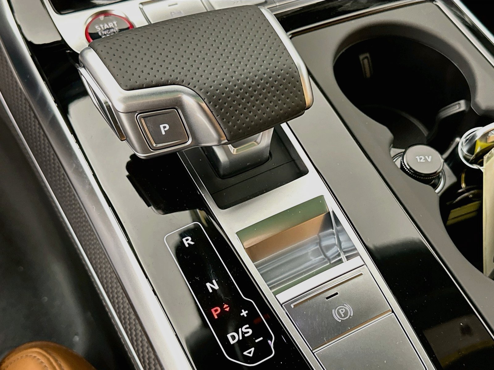 New 2027 Audi RS Q8 performance AWD/4WD image 28