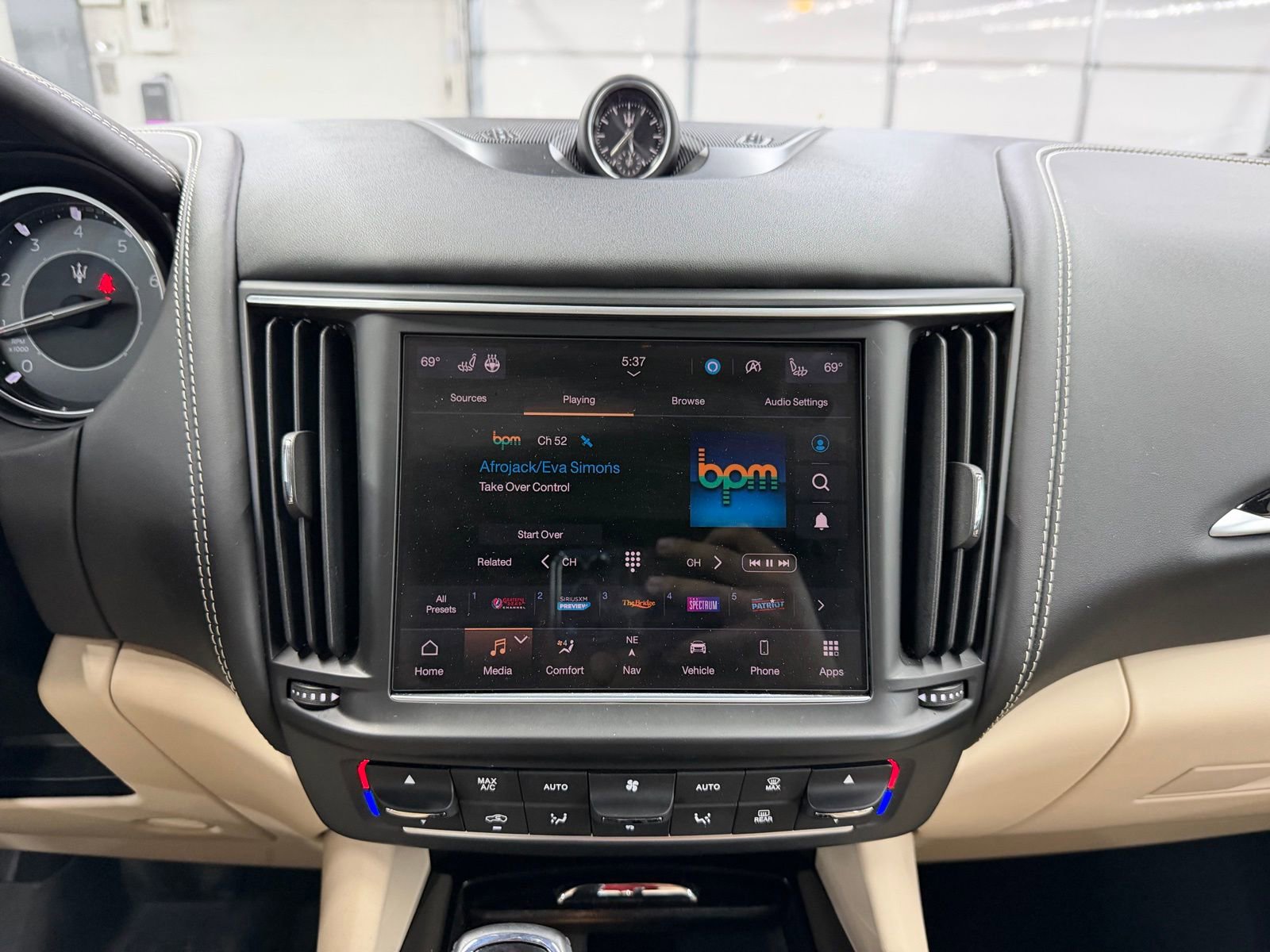 Used 2022 Maserati Levante GT image 14