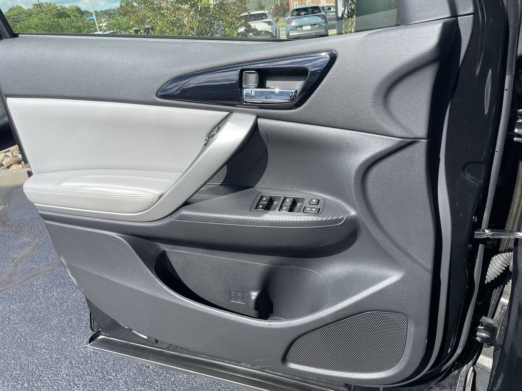 Used 2023 Mitsubishi Eclipse Cross SEL AWD/4WD image 19