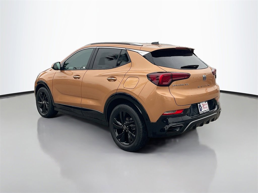 Used 2024 Buick Encore GX Sport Touring image 6