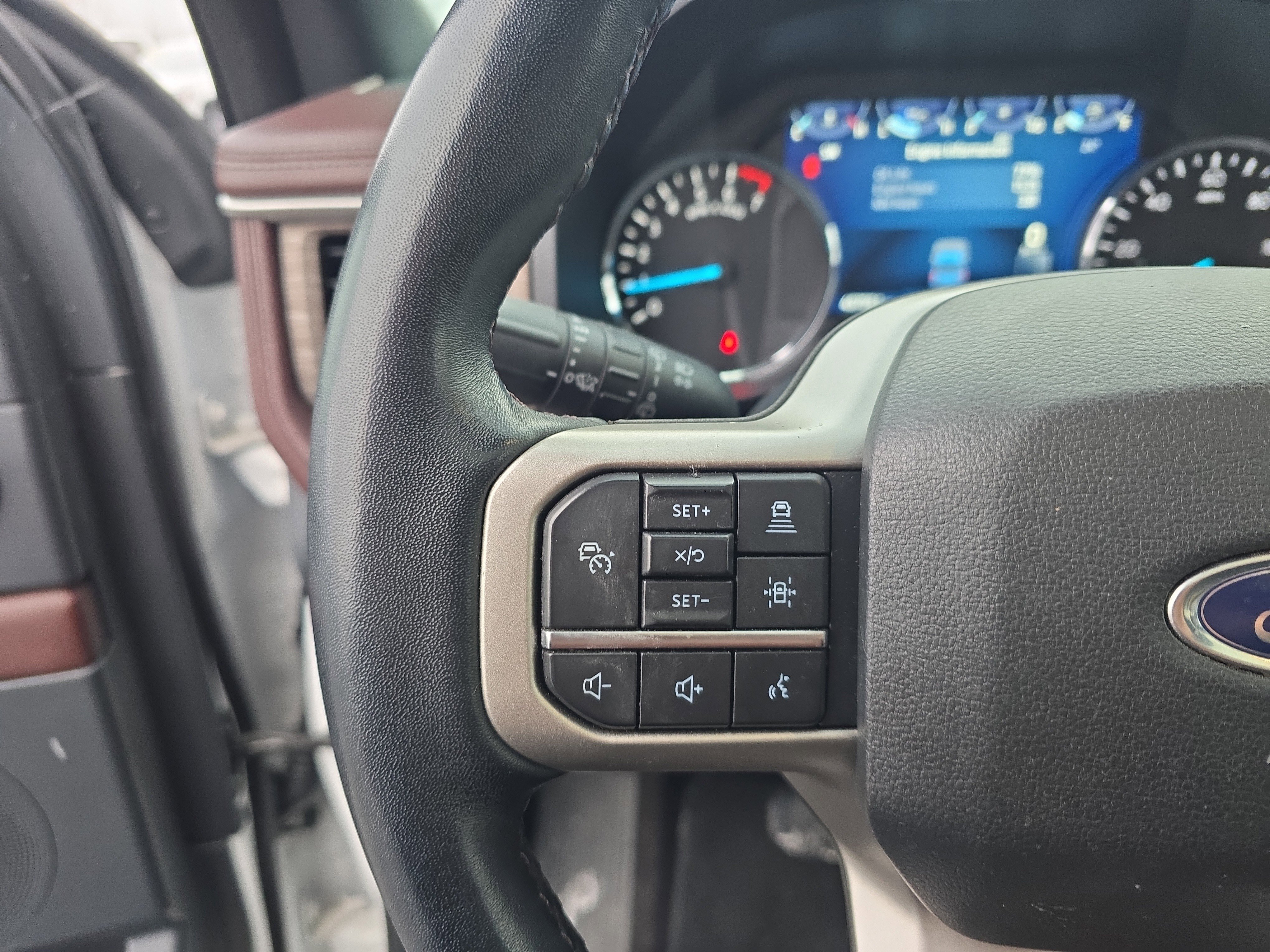 Used 2022 Ford Expedition Max Limited image 24