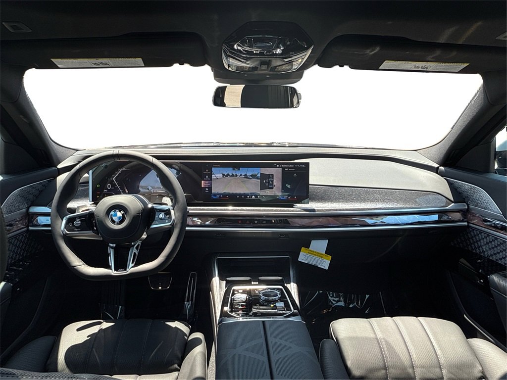 New 2025 BMW 760i xDrive image 28