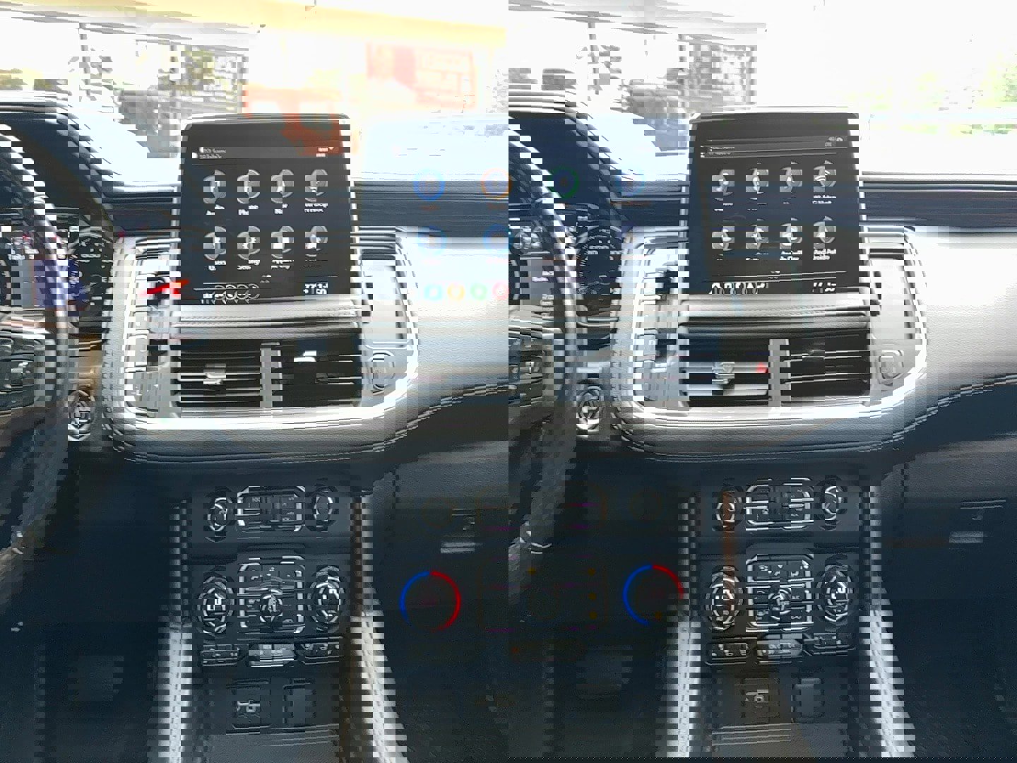 Used 2021 Chevrolet Suburban High Country w/ Premium Package image 19