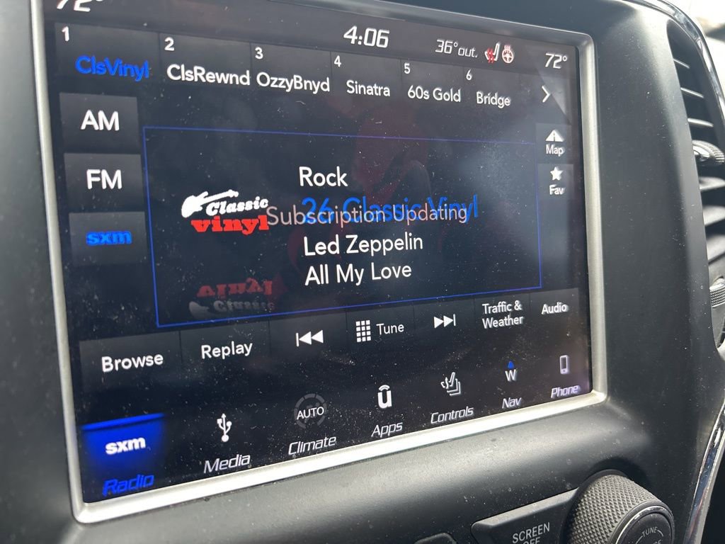 Used 2018 Jeep Grand Cherokee SRT image 14