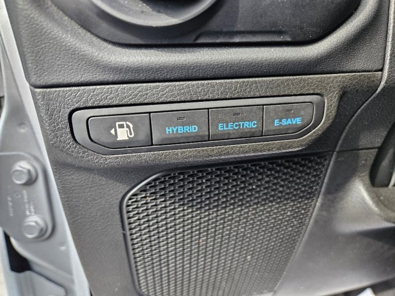 Used 2024 Jeep Wrangler Unlimited Rubicon 4xe image 24