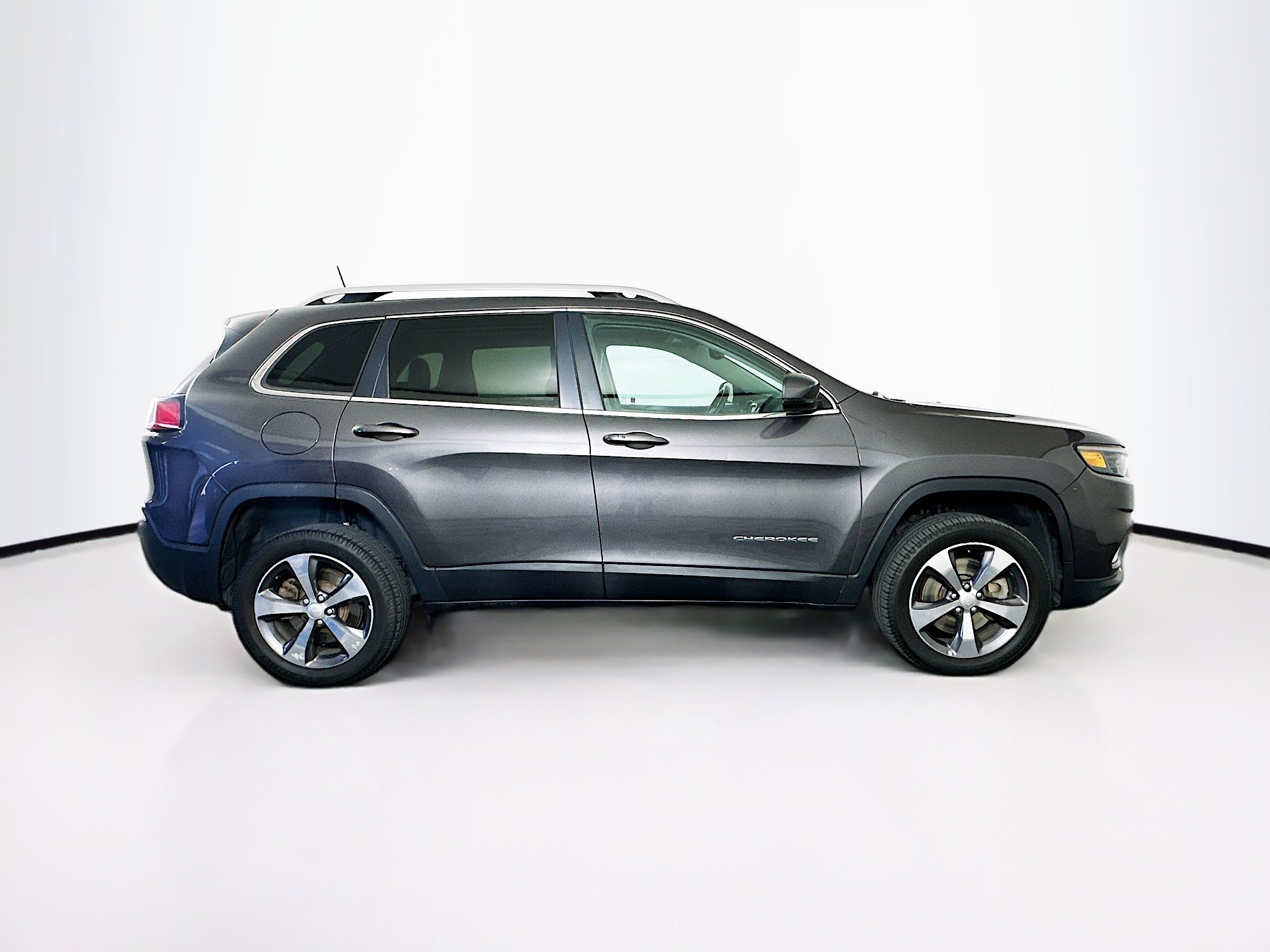 Used 2019 Jeep Cherokee Limited w/ Luxury Group AWD/4WD image 10
