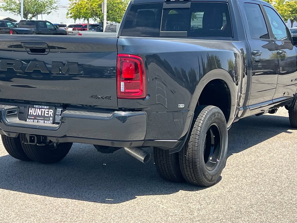 New 2026 RAM 3500 Laramie AWD/4WD image 8